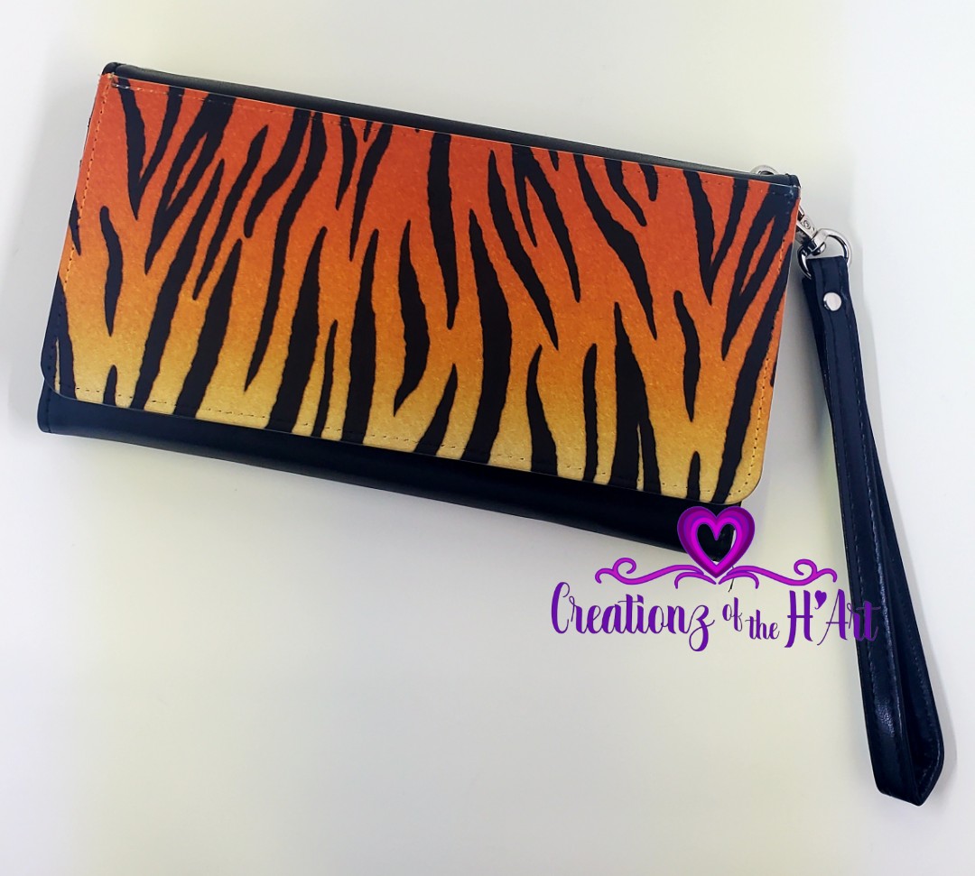 Women's Wristlet Wallet